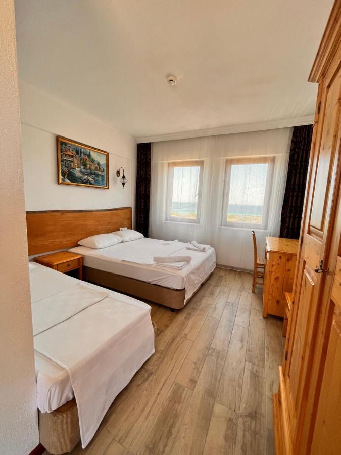 Sukha Inn Hotel & Beach Бозджаада Экстерьер фото