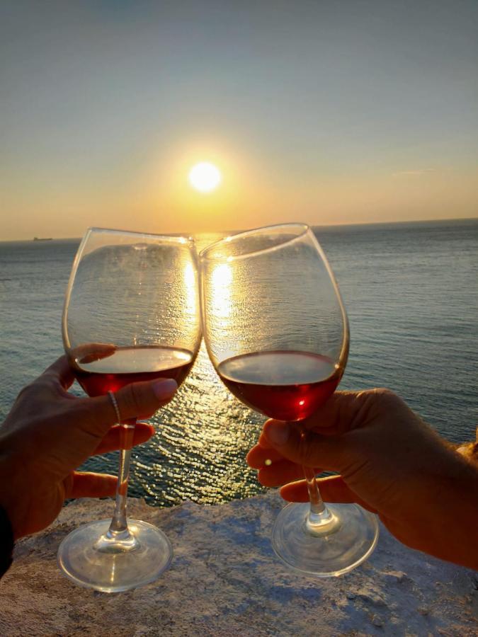 Sukha Inn Hotel & Beach Бозджаада Экстерьер фото